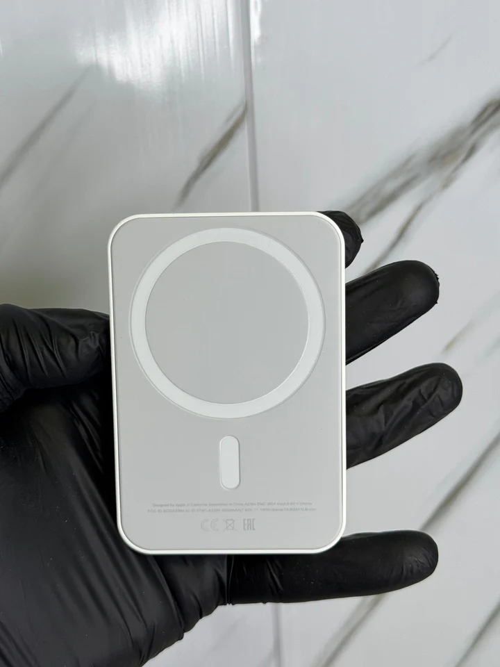 Apple MagSafe Battery Pack 5000mAh for iPhone